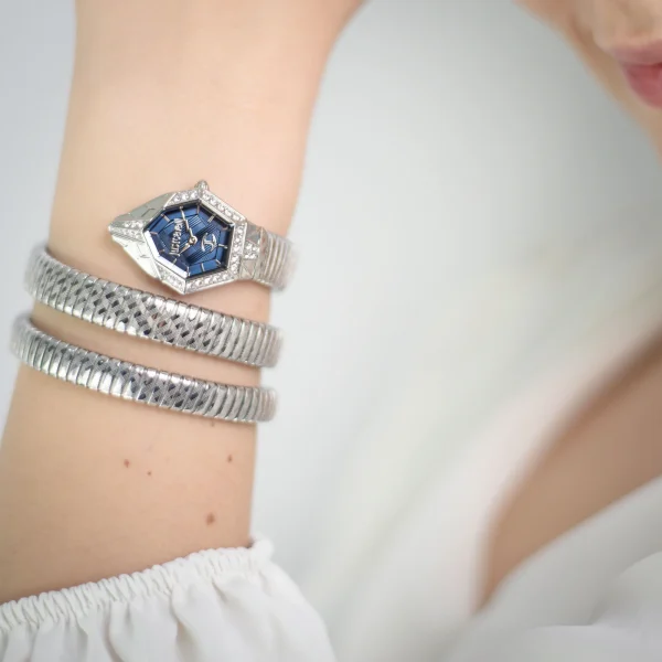 数量は多い  Blue Silver Mesmerizing - Watches Cavalli Just サーフィン・ボディボード