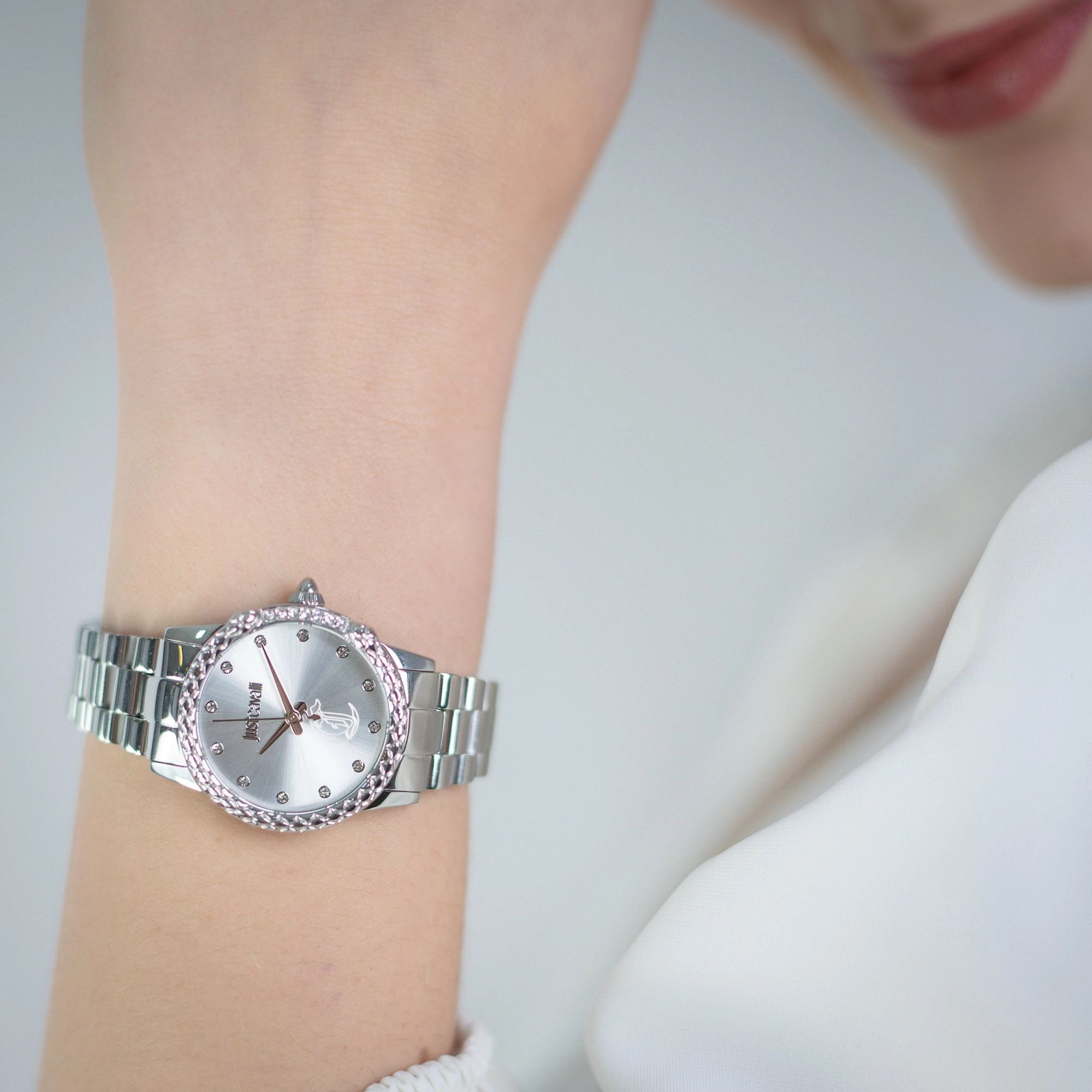 Just Cavalli Animalier JC1L310 Fiorenza Snake JC1L310M0055 weared watch image